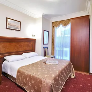 https://grand-eyuboglu-hotel.istanbul-turkeyhotels.com